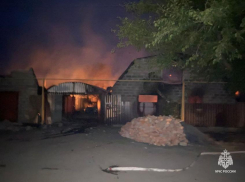 Дончанин получил сильные ожоги в результате крупного пожара в Ростовской области 