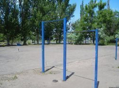 После смерти ребенка под турником на директора школы в Тацинском районе завели дело 