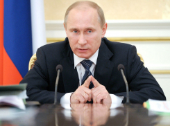Путин пообещал посмотреть строящийся в Ростове аэропорт и потребовал решить транспортные проблемы к ЧМ