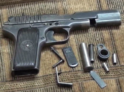 В ростовской роще обнаружили целый арсенал с оружием