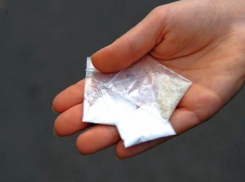 Донская пенсионерка с тремя подельниками промышляла торговлей наркотиками