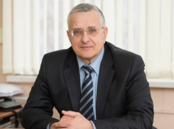 Главному ветеринару Ростовской области посоветовали жить по средствам