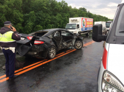 Стало известно, что в аварии под Ростовом погибла семья