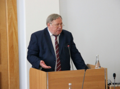 Мало рассказывает о работе депутат гордумы Ростова Сергей Шереметьев