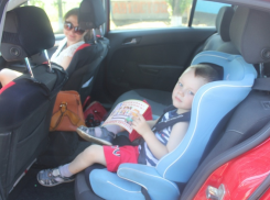 В Ростовской области продолжается месячник ГИБДД «Пристегнись!» 