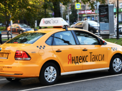 В апреле и мае у таксистов в Ростове резко выросли доходы