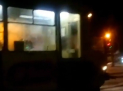 Задыхаться в окутанном дымом вагоне трамвая пришлось пассажирам в Ростовской области