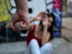 Краснодарец проломил голову молодой работнице магазина в Ростове