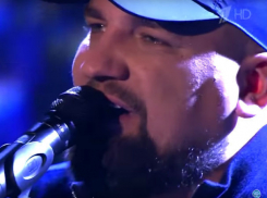 «Большой хит», вызвавший ярость украинских националистов, исполнил Баста в эфире «Вечернего Урганта»