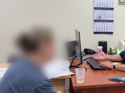 В Батайске женщина подделывала медкнижки для устройства на работу в детский сад