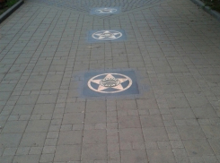 Жители Ростова должны определить, кто будет удостоен звезды на Ворошиловском проспекте