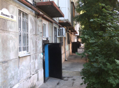 В Ростове неизвестная жителям организация обрезала в доме газ