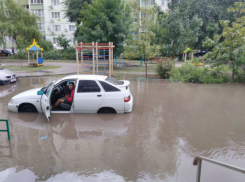 Ростов затопило после сильного дождя
