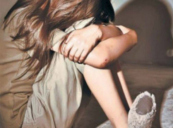 Отчим-садист три месяца изощренно насиловал 13-летнюю девочку в хуторе Ростовской области