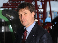 Депутат, подаривший ростовчанам «Бизон-Трек-Шоу», зарабатывает 103 тысячи рублей в день