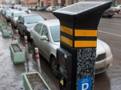 Ростовских автомобилистов насмешили бесплатной парковкой в подарок на майские праздники
