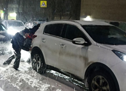 Как Ростовская область переживает снежный коллапс: хронология за сутки