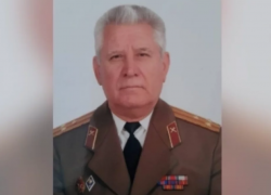 В Ростове простились с легендарным пожарным Александром Лавриненко