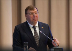 Учителя высмеяли спикера Заксобрания Ростовской области Ищенко