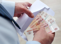В Ростове экс-полицейский попался на передаче взятки