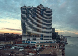 «Органы по всему дому»: москвич зверски убил жену в съемной квартире в Ростове, и покончил с собой в бегах