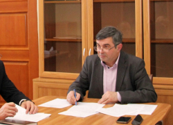 Депутат гордумы Ростова, пенсионер и подполковник зарабатывает в месяц 60 тысяч рублей