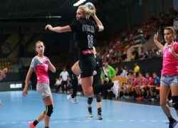 Ростовские гандболистки одержали блестящую победу над соперницами из Уфы