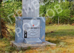 В Ростовской области снесли памятник героям ВОВ в преддверии 9 Мая 