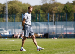 Тренер «Ростова» о старте тренировок на поле: «Соскучились по мячу и газону»