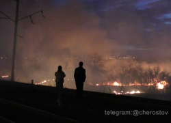 В Ростове у Ботанического сада загорелся еще один участок