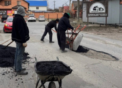 У батайчан новый тренд — они ремонтируют город за свой счет и тратят миллионы