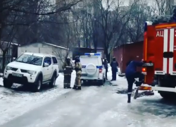 Из-за угрозы взрыва в Ростове оцепили многоэтажный дом