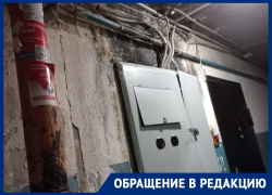 «Противно зайти в подъезд»: в Ростове жители многоквартирного дома несколько лет не могут добиться капремонта