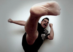 В Ростовской области будут судить мужчину, ударившего полицейского ногой