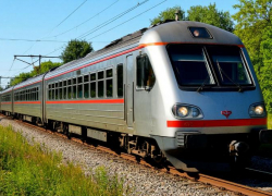 Более 20 пассажирских поездов задерживаются в Чертковском районе