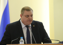 Министр строительства Ростовской области стал жертвой кибермошенников