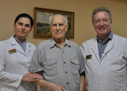 В Ростове врачи-онкологи вылечили 101-летнего ветерана ВОВ с опухолью кожи