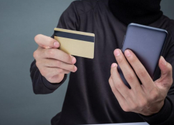 Житель Батайска потерял миллион рублей на фиктивных инвестициях