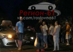 Двое мужчин и 17-летний подросток получили травмы в скоростном ДТП на дороге Ростова