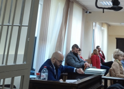 В суде рассказали, что на аксайских рынках были нелегальные мигранты и финансовые потоки