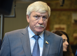 «Главный по казакам» в ростовском заксобрании зарабатывает по 500 тысяч в месяц