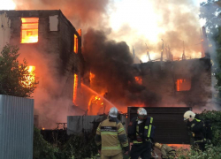 При пожаре в частном доме Ростова пострадал мужчина