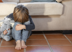 В Ростовской области супруги избивали и морили голодом пятерых приемных детей