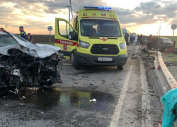 Один человек погиб и трое пострадали в ДТП на трассе в Ростовской области 