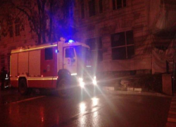 В центре Ростова загорелся Дом Кушнарева