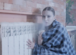 Жители района Ростовского моря двое суток ждут света и мерзнут в своих домах