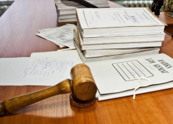 Руководитель филиала ЗАО «Донэнергосбыт» пойдет под суд