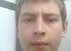 Светловолосый худенький 14-летний мальчик с особой приметой пропал в Ростове