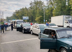 День аварий: в жутком ДТП искорежило и сложило "в гармошку" семь машин и маршрутку в Ростове 