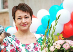 Депутат гордумы и директор гимназии № 34 Валентина Колесникова зарабатывает больше миллиона в год